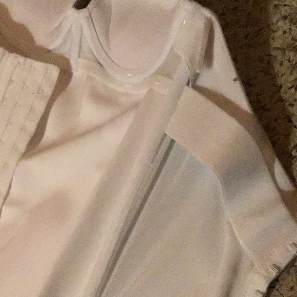 White corset-style strapless bra - Picture 4 of 5